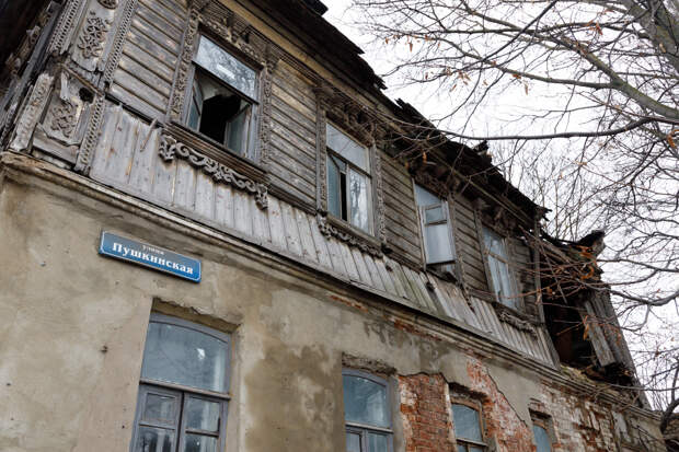 Тулякам объяснили, как снять с учёта разрушенную недвижимость