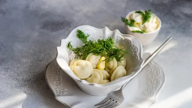 Диетолог Гинзбург высказался о возможном вреде пельменей и наггетсов