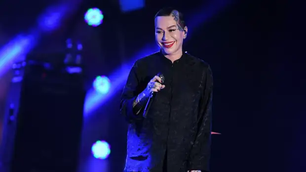 Наргиз прокомментировала жалобы зрителей на её концерт в Уссурийске