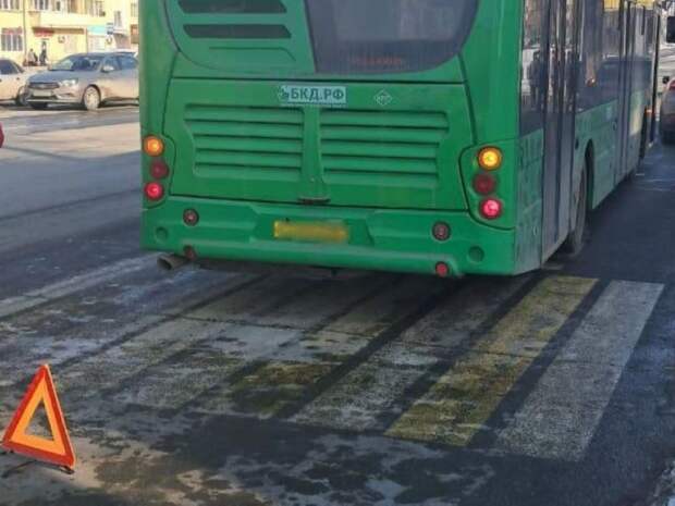 В Челябинске ребенок получил травму при резком торможении автобуса