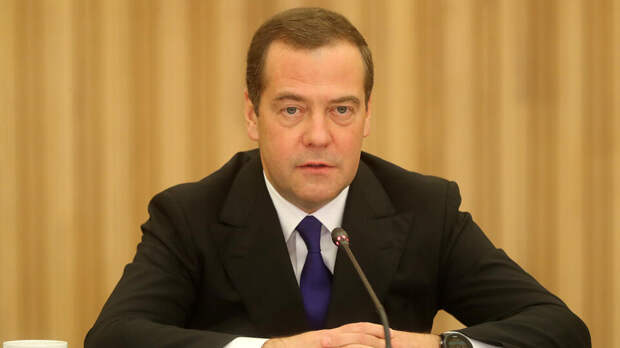 Медведев заявил о намерении России подсчитать ущерб от санкций