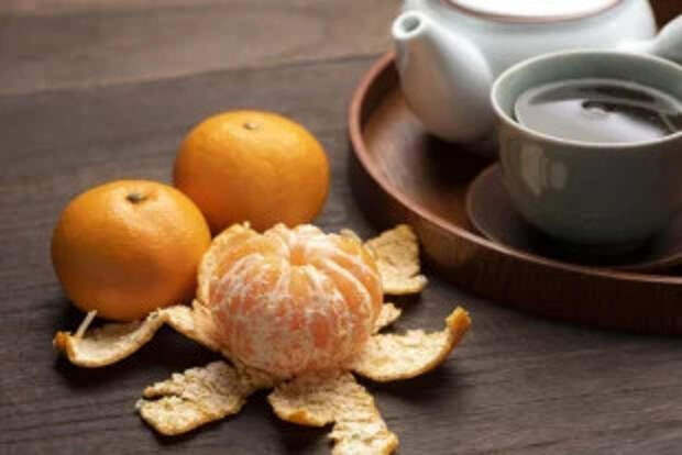 Внешняя польза. Профессор Коденцова ответила, чем полезна кожура мандаринов
