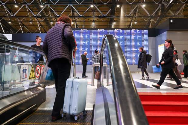 Аэропорт Москвы вернулся к штатной работе на фоне непогоды