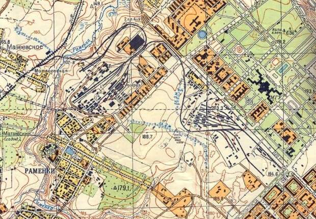 Стало в 1960-90-хх. (В настоящее время ветка ликвидирована)