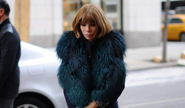 NEW YORK, NY - FEBRUARY 07: Anna Wintour arrives at the Edun show on February 7, 2013 in New York City. (Photo by Rommel Demano/Getty Images)