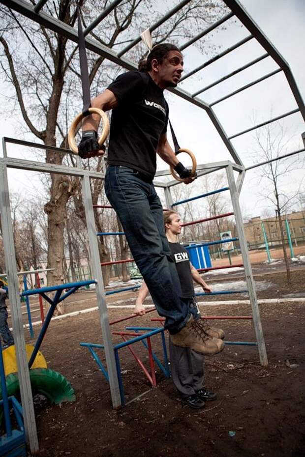Движение Ghetto workout - уличные качки (29 фото) Движение Ghetto workout - уличные качки (29 фото)