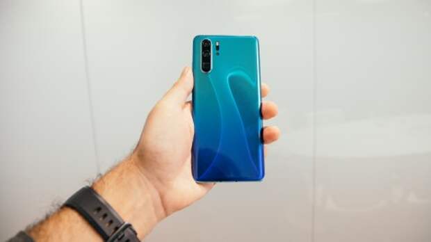 Первый взгляд на Huawei P30 и P30 Pro