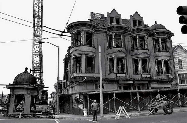 Блог - Как викторианские дома переезжали в Сан-Франциско в 1970-е годы Как викторианские дома переезжали в Сан-Франциско в 1970-е годы