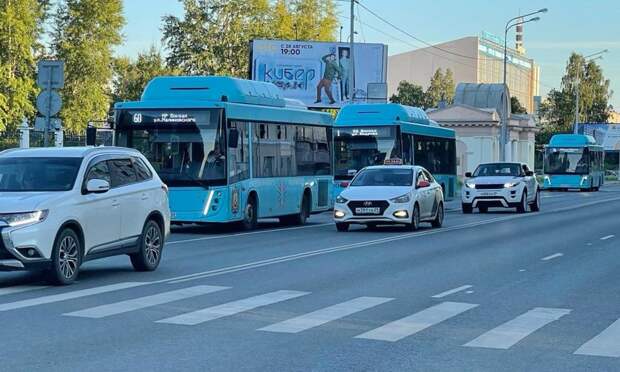 В связи с перекрытием Троицкого в субботу меняется движение автобусов