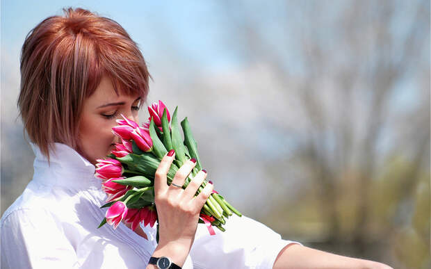 девушка, тюльпаны, запах, букет, цветы