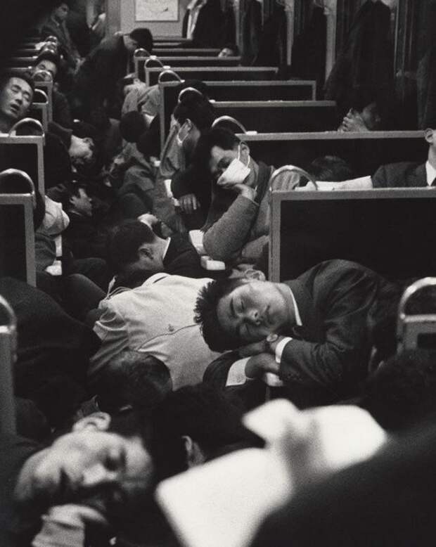 Утренний поезд, Япония, 1964 год  знаменитости, история, фото