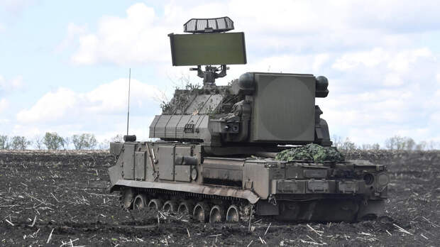 Силы ПВО сбили беспилотник на подлете к Москве