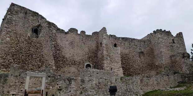 Византийская крепость, защищавшая Патры