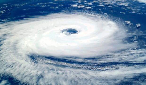 Мощный тайфун затопил улицы и дома на Дальнем Востоке