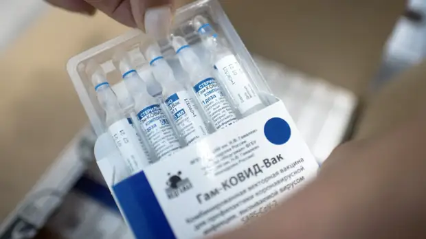 В РФПИ надеются на скорое одобрение «Спутника V» в Словакии