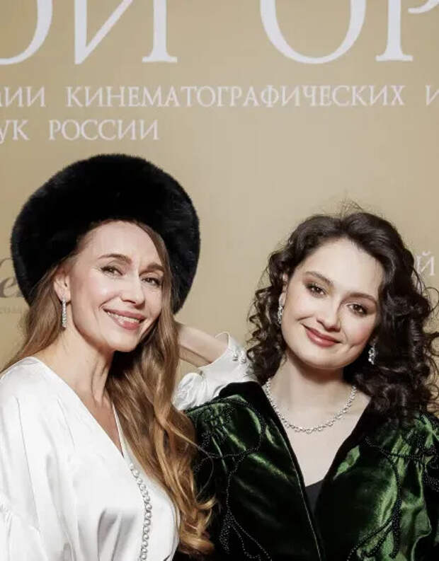 Любовь Толкалина с дочерью Марией Михалковой-Кончаловской