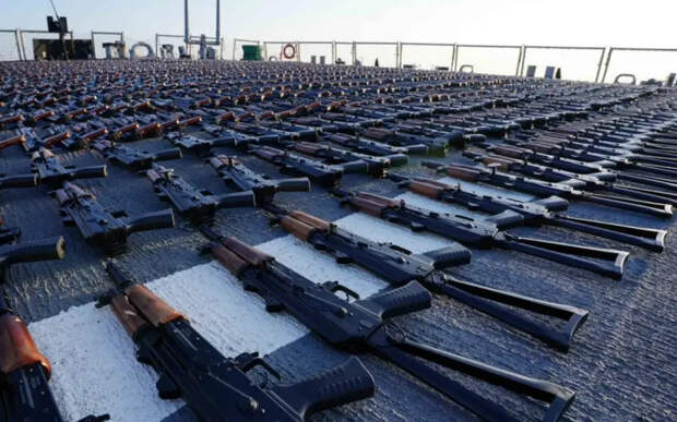 США передали ВСУ конфискованное в Красном море иранское оружие