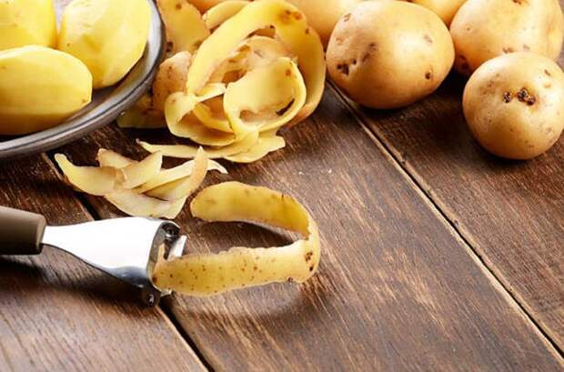 Как картофельная шелуха становится спасением для вашей смородины: секреты удобрения