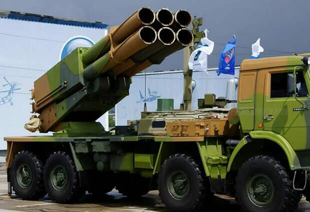 Здравствуйте. О том что нам нужен свой собственный, российский аналог HIMARS стали говорить уже довольно давно.