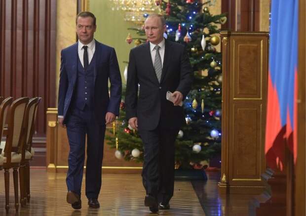 Дмитрий Медведев и Владимир Путин. Фото: Александр АстафьевТАСС