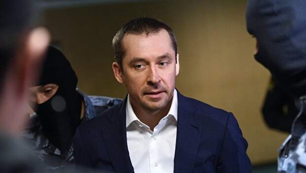 Дмитрий Захарченко в Пресненском суде города Москвы. Архивное фото Дмитрий Захарченко в Пресненском суде города Москвы. Архивное фото