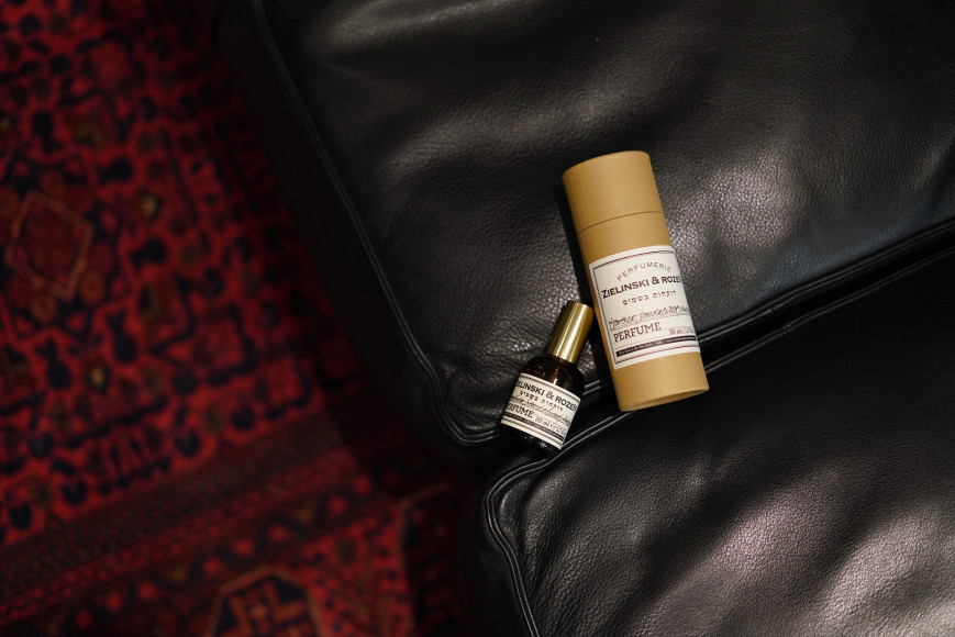Аромат Leather, Sandalwood, Amber, Zielinski&Rozen
