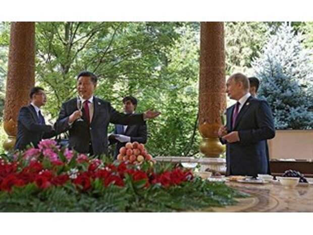 Forbes (США): пока Китай и Россия сближаются, Америка оказывается третьей, лишней