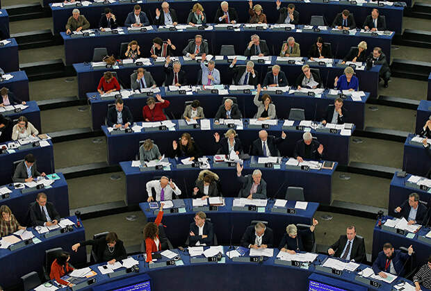 Европарламент голосует за резолюцию о противодействии российской пропаганде