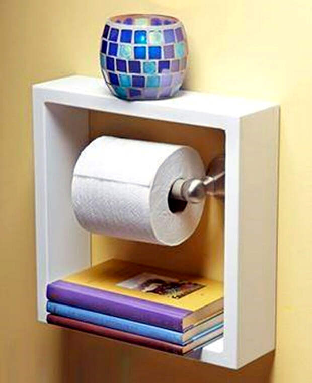 Функциональный держатель для туалетной бумаги.