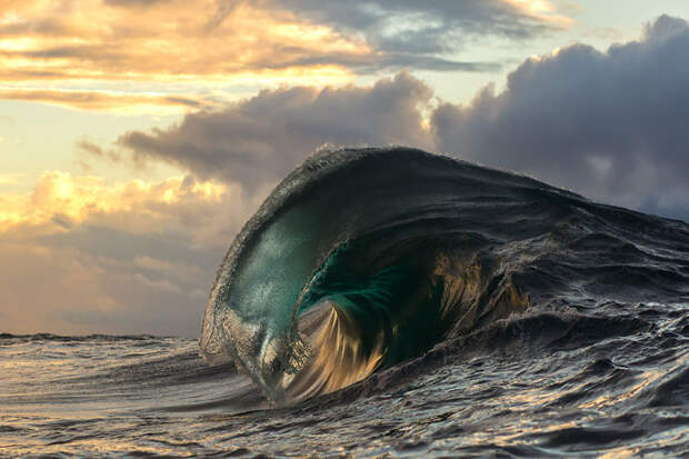 the force of the waves in the photography of matt burgess 3