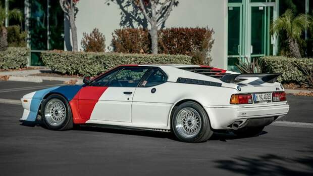 BMW M1 Пола Уокера продается за 500 тысяч долларов, машина появилась на одном из аукционов