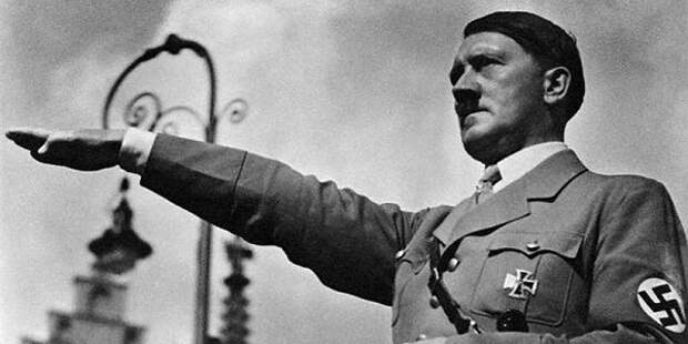 Эти красивые картины Гитлера хранят в себе жуткую тайну