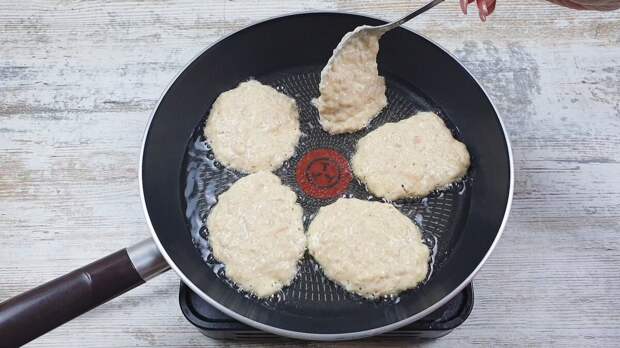 Когда мало мяса: просто смешиваю фарш с кефиром (делюсь рецептом бюджетного ужина)