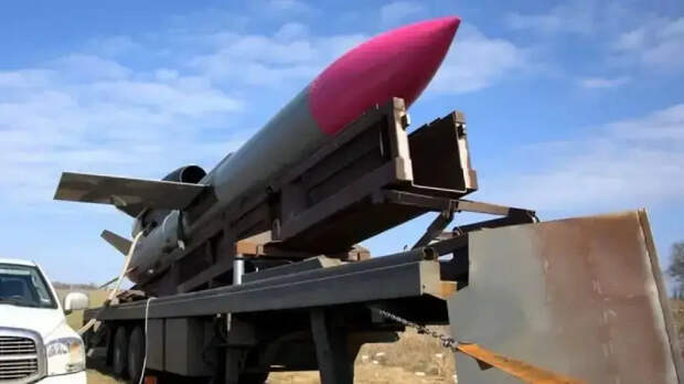 О чем говорит подтверждение Минобороны РФ применения Киевом ракет «Фламинго»