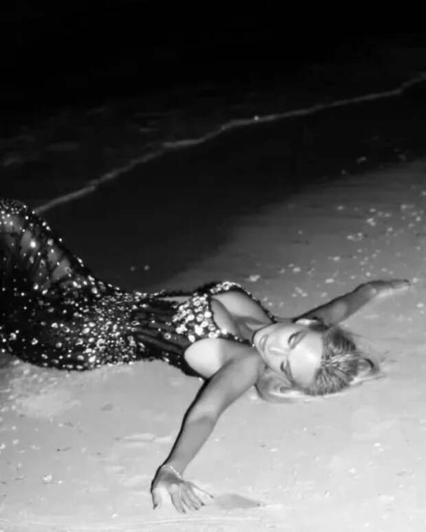 Виктория Лопырева