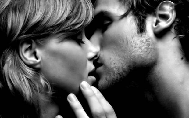 Картинки по запросу фото страстный поцелуй