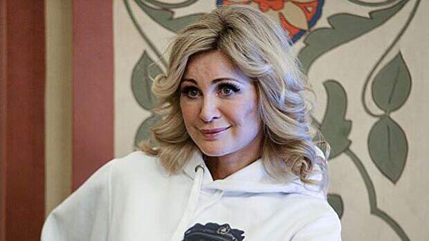 Цыганова призналась, что специально упала в обморок