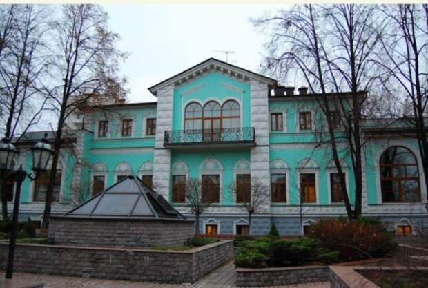 Особняк Морозовых