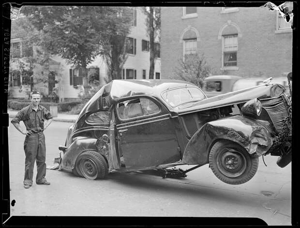 Фото подборка аварий на дорогах Америки в 1930—1950 годах