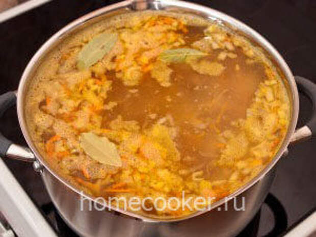Щи из квашеной капусты Dobavlyaem spetsii 5 300x225 Щи из квашеной капусты