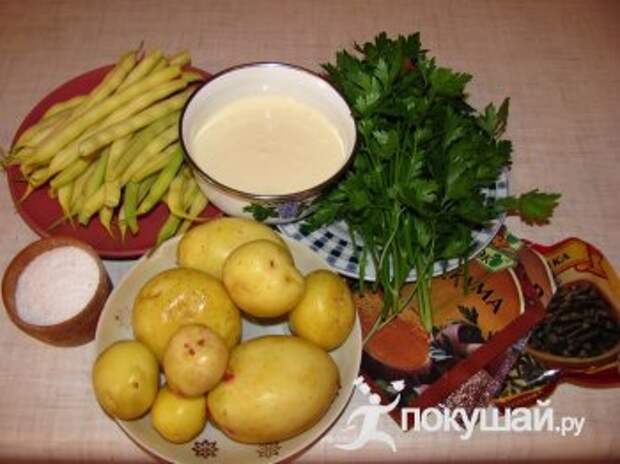 Молодой картофель со спаржевой фасолью
