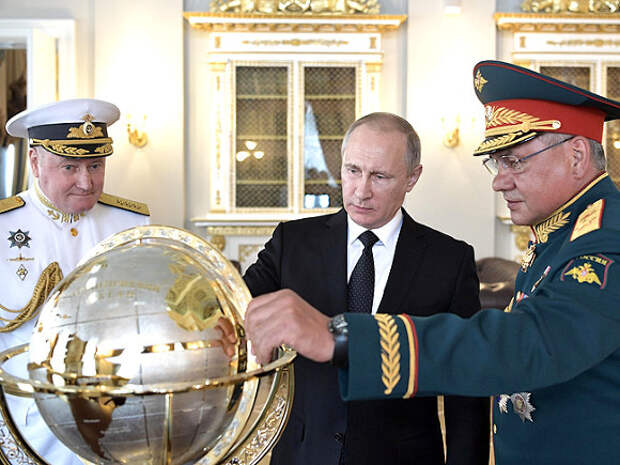 Дилемма Путина: или пожизненное правление, или война