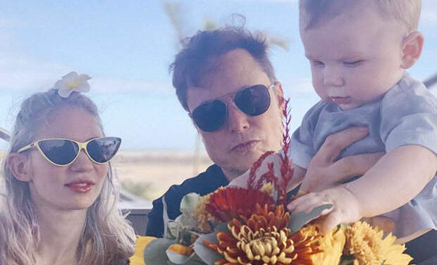 Илон Маск опубликовал первое совместное фото с Граймс и подросшим сыном X AE A-Xii