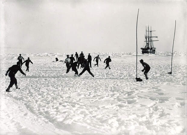 antarctica07 Самые впечатляющие фотографии Антарктиды начала 20 века