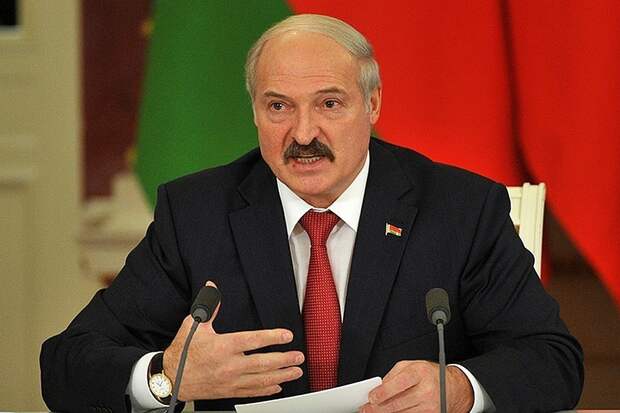 Лукашенко заявил о готовности разместить в Белоруссии российского ядерное оружие