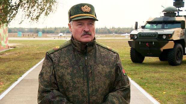 Лукашенко: «Мы готовимся к войне»