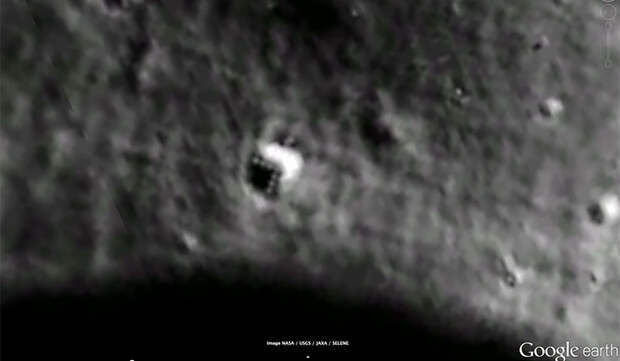 На обратной стороне Луны обнаружен необычный объект