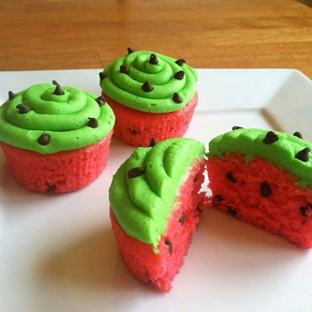 cupcakes14 20 отличных идей для украшения капкейков