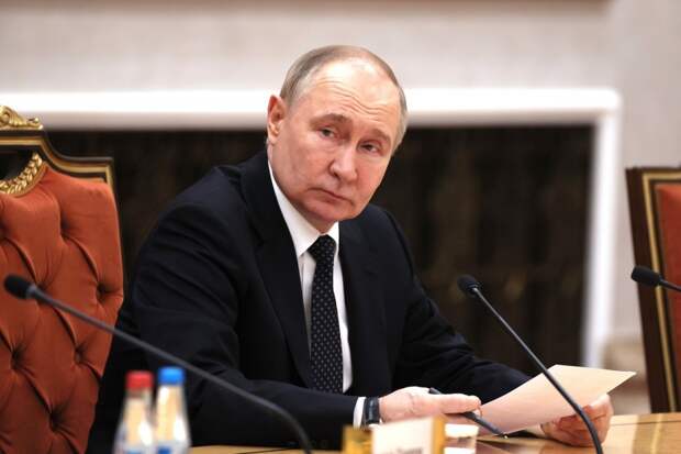 Подарок от Европы: Путин в феврале получил неожиданно хорошие новости из ЕС