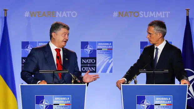 Генсек НАТО проведёт встречу с Порошенко 13 декабря